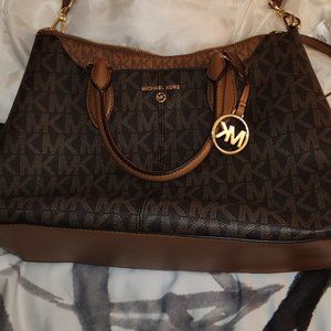 Like new Michael Kors purse